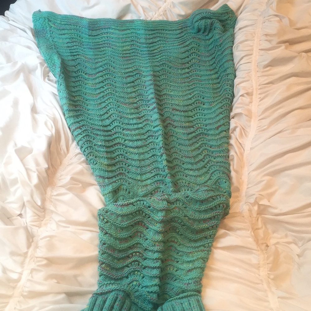 Mermaid tail blanket
